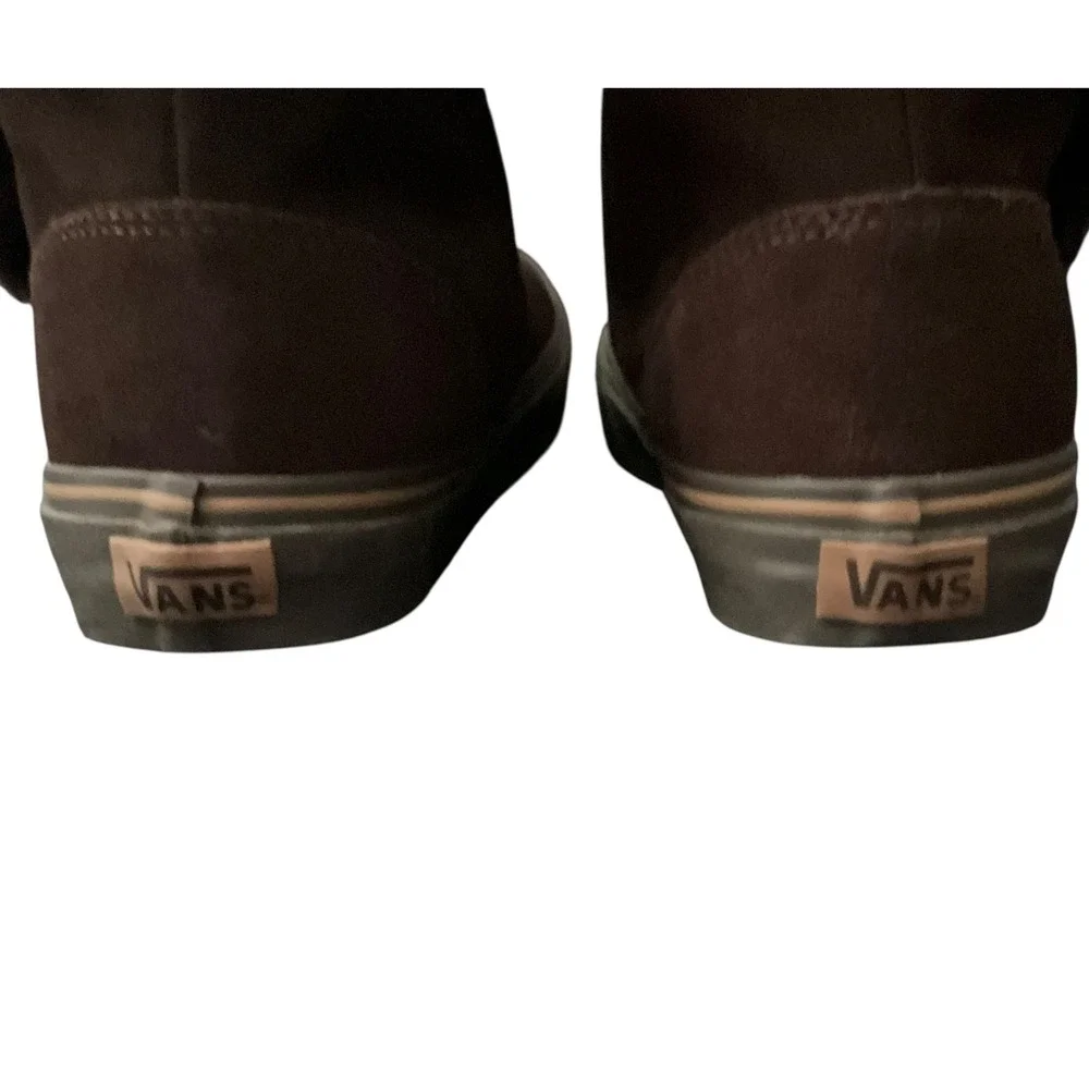 Vans Boots Women Chocolate Brown Phoebe Tall Suede Off The Wall Button SkateBoot
